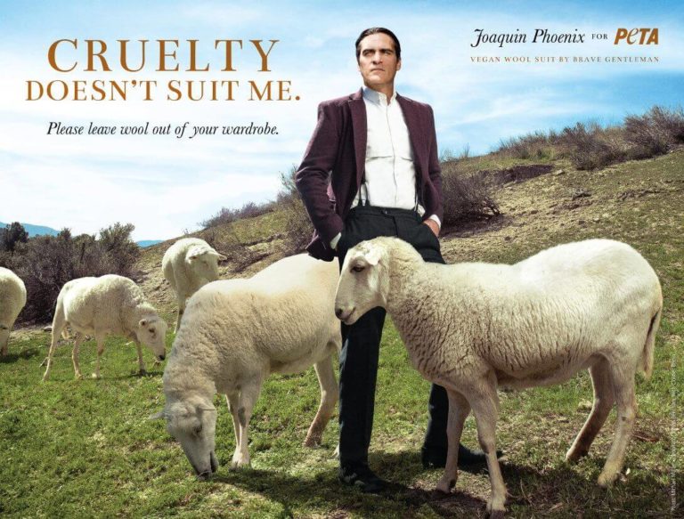 Joaquin-Phoenix-PETA-vegan-shampora
